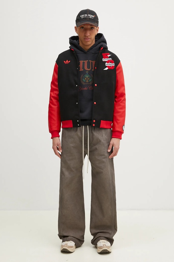 Bunda z vlněné směsi adidas Performance FC Bayern Muenchen VRCT Jacket JF0584