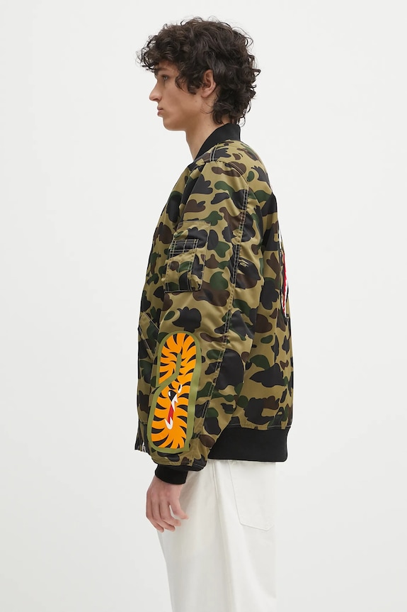 Jakna A Bathing Ape 1St Camo Shark Ma-1 1L30141003 zelena SS25