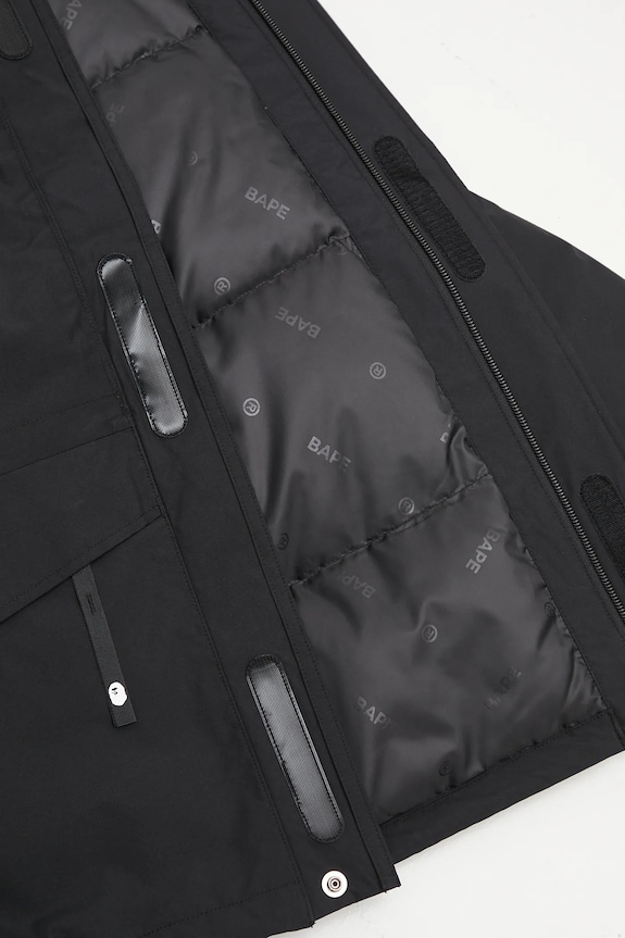 Пухова куртка A Bathing Ape Gore-tex snowboard down jacket 1K70144004 чорний
