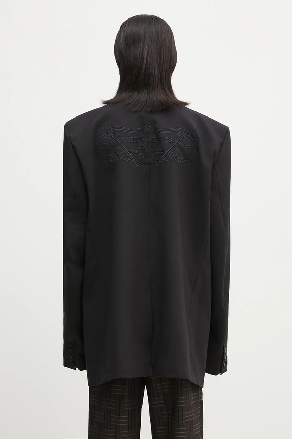 Oblečenie Vlnené sako VETEMENTS Logo Embroidered UA65JA710B čierna