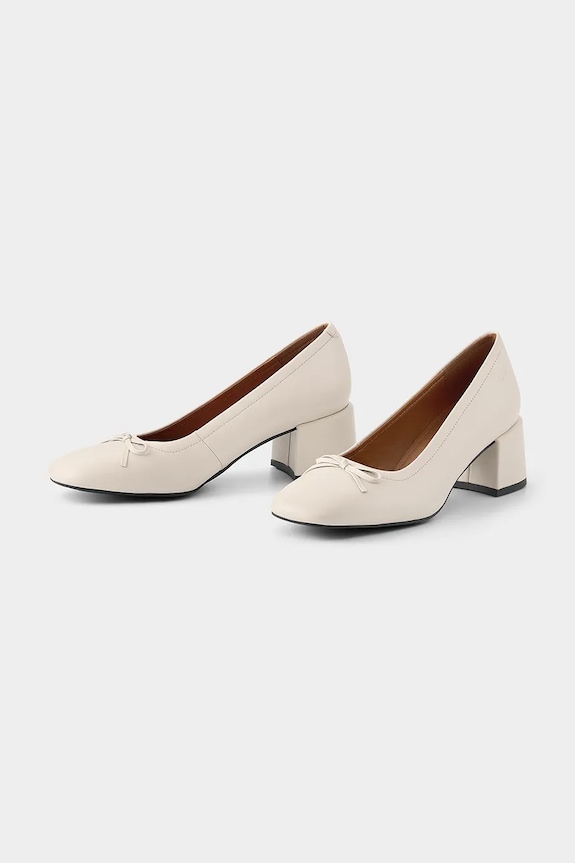 Δερμάτινες γόβες Vagabond Shoemakers ADISON 5939.001.02 μπεζ SS25