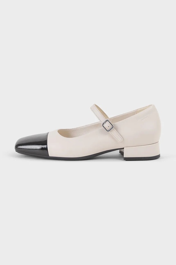 Δερμάτινες γόβες Vagabond Shoemakers DEBBI χοντρό τακούνι μπεζ 5918.002.91