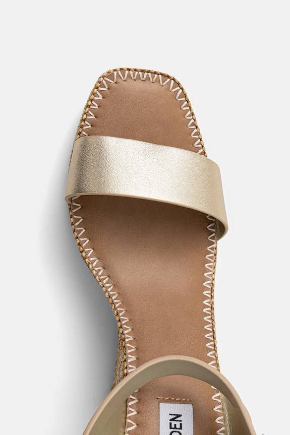 Kožne sandale Steve Madden Cassie zlatna SM11003372.977