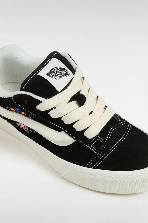 Boty Semišové tenisky Vans Knu Skool VN000D75F2B1 černá