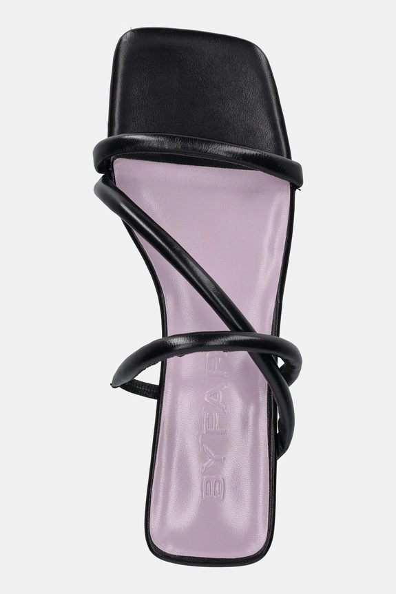 Kožne natikače By Far crna MWFHO015CL013BK001PL