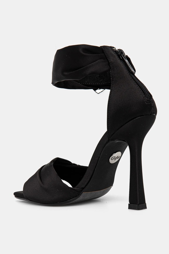 Παπούτσια Πέδιλα Buffalo Fairy Chic Heart 1291618.BLK μαύρο