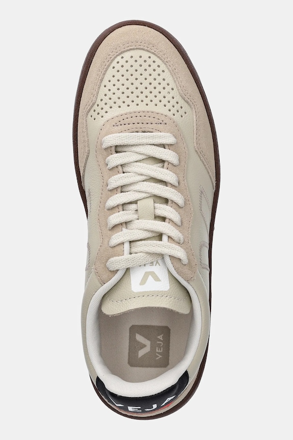Veja sneakersy skórzane V-90 ZZ beżowy VZ2020751A