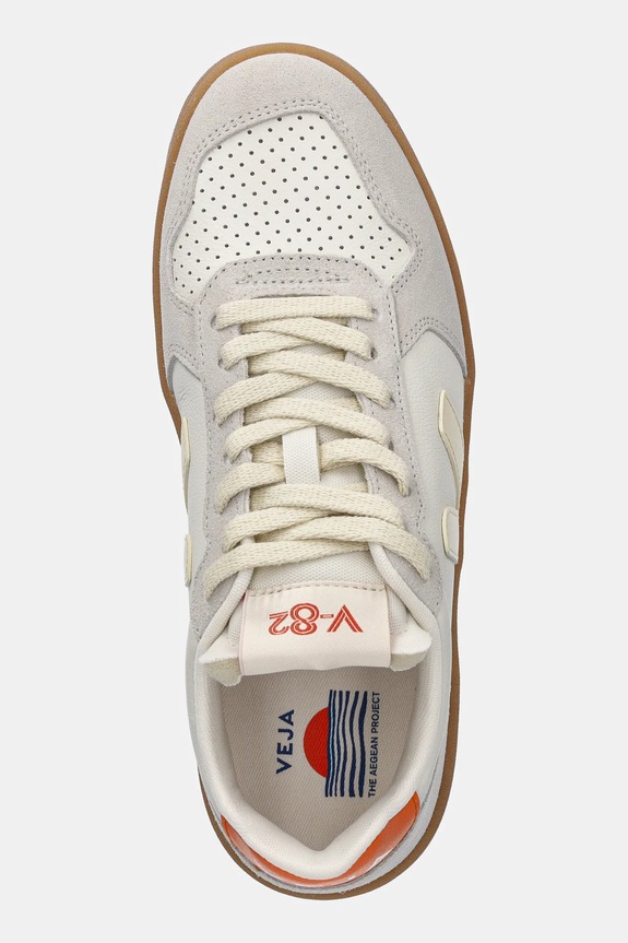 Veja sneakersy skórzane V-82 beżowy VE3320758A