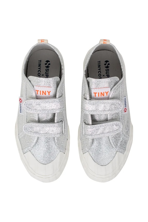 Tinycottons teniși copii METALLIC SNEAKERS X SUPERGA argintiu SS25.911