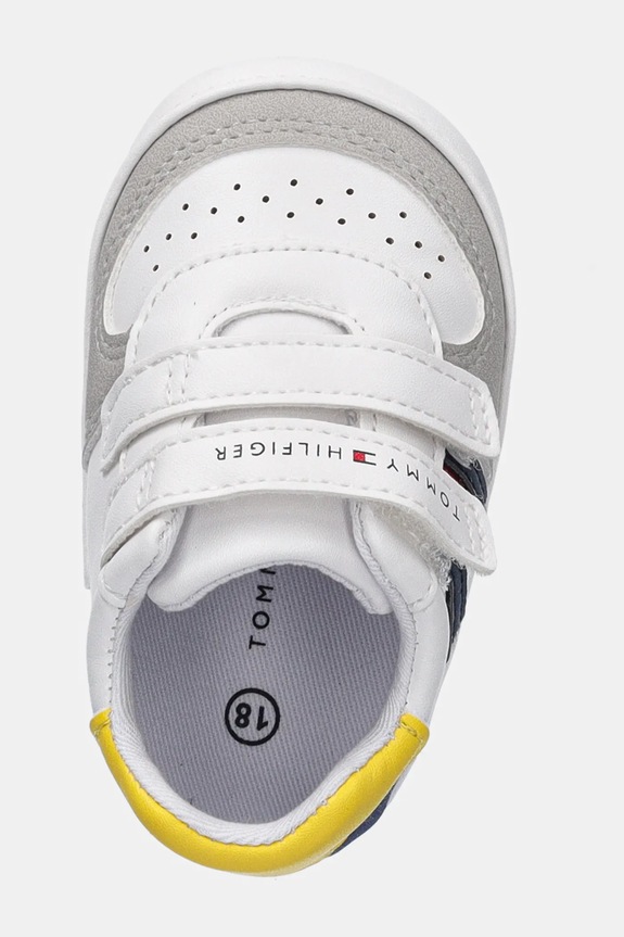 Βρεφικά παπούτσια Tommy Hilfiger γκρί T0B9.33830