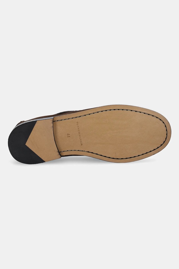 Mokasini iz semiša Tommy Hilfiger CLASSIC HILFIGER SUEDE LOAFER FM0FM05363 rjava