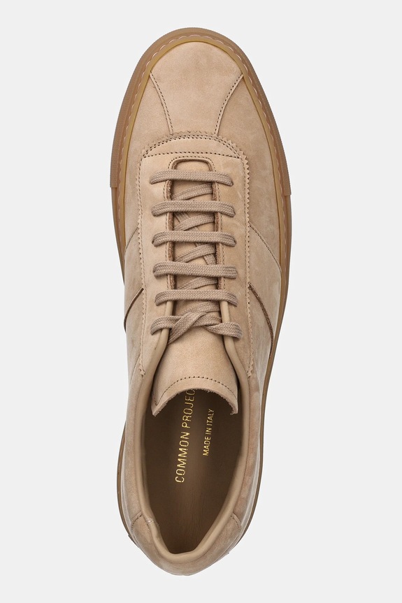 Common Projects sneakersy nubukowe Tennis Trainer beżowy 2485.1302