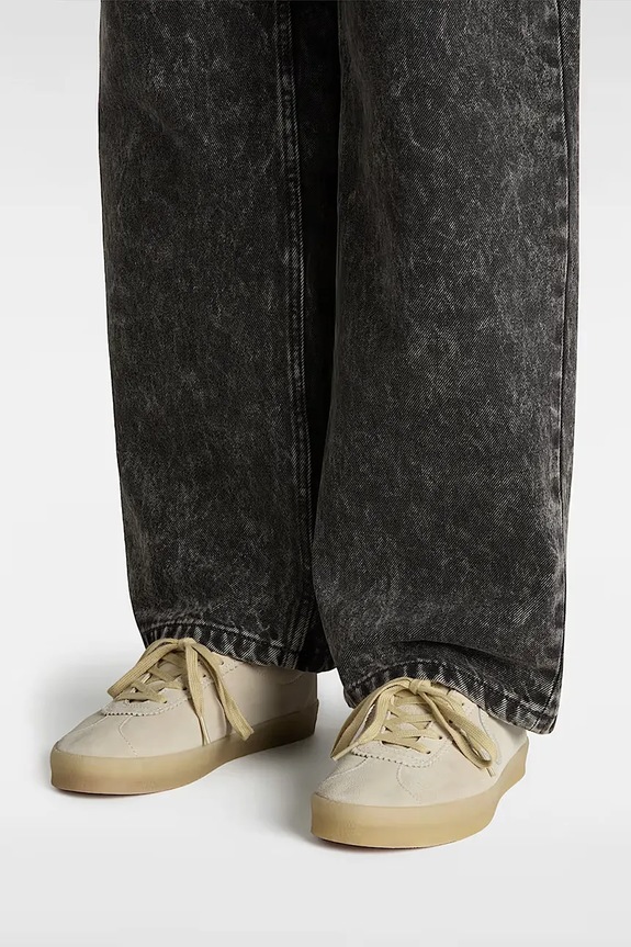 Vans tenisówki zamszowe Sport Low VN000D6NBYS1 beżowy