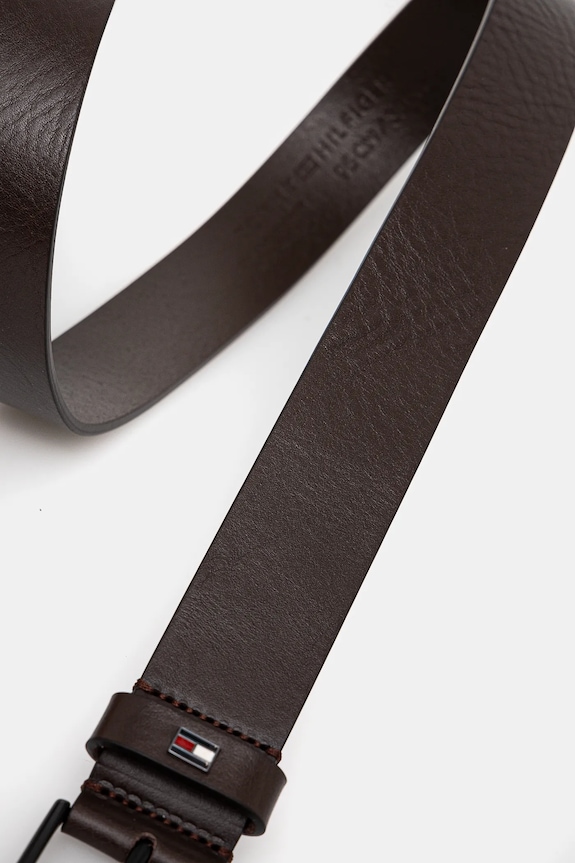 Tommy Hilfiger pasek skórzany AM0AM13014 brązowy SS26