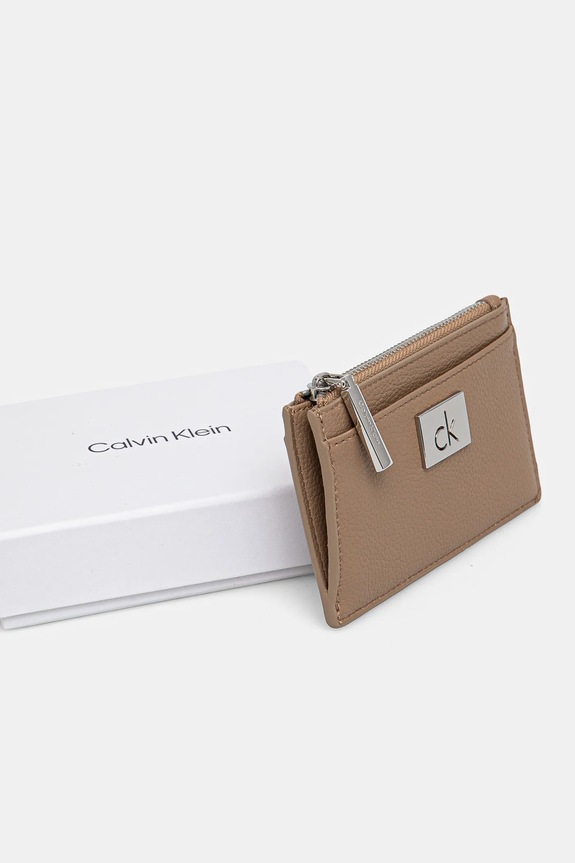 Портмоне Calvin Klein K60K612837 бежов SS25