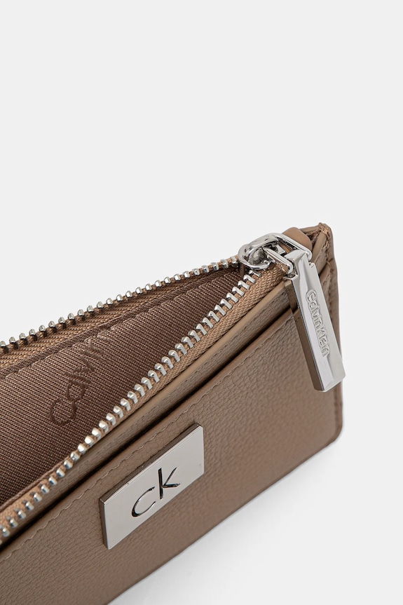 Портмоне Calvin Klein K60K612837 бежов