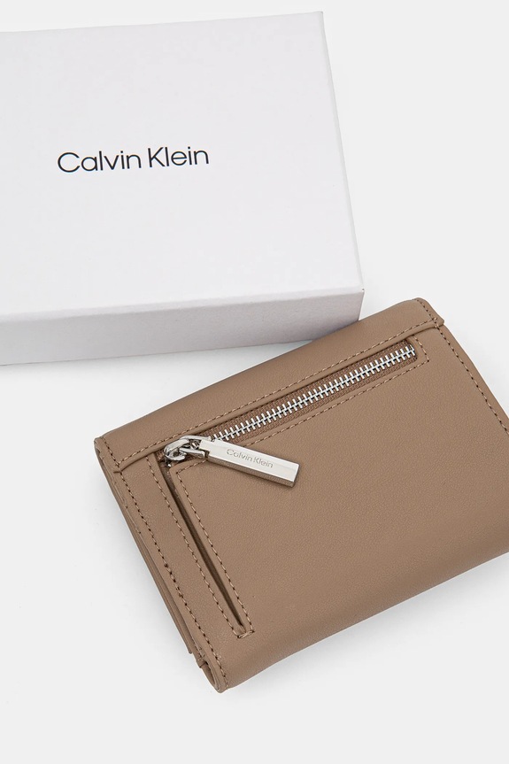 Αξεσουάρ Πορτοφόλι Calvin Klein K60K612851 μπεζ