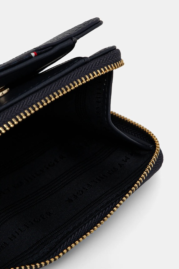 Peňaženka Tommy Hilfiger tmavomodrá AW0AW16924