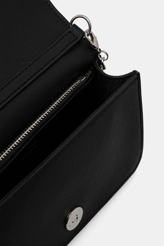 Love Moschino kopertówka JC5728PP0MKD000B czarny