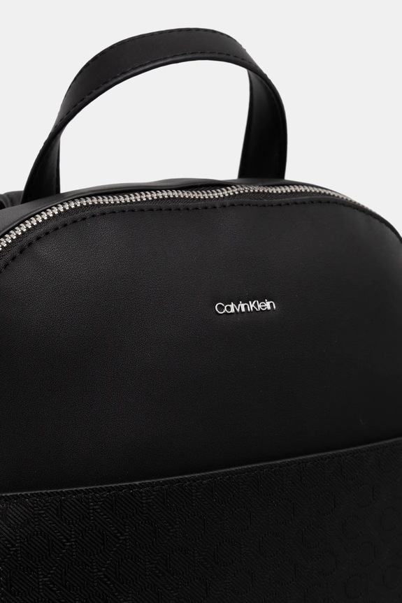 Batoh Calvin Klein černá K60K612888