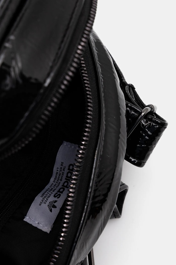 Ruksak adidas Originals Adicolor JD5561 čierna