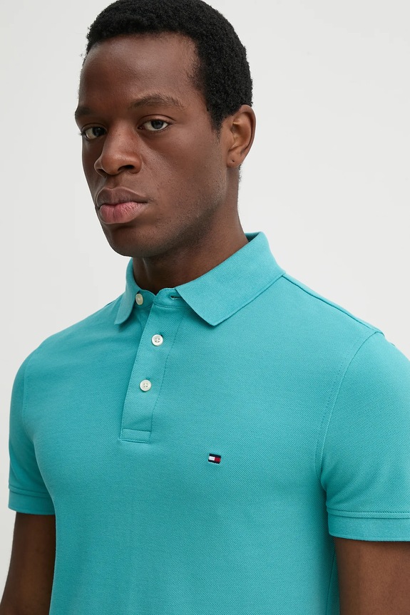 Odzież Tommy Hilfiger polo bawełniane z elastanem MW0MW17771. turkusowy