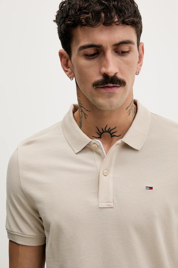 Tommy Jeans polo da uomo in cotone beige DM0DM20676