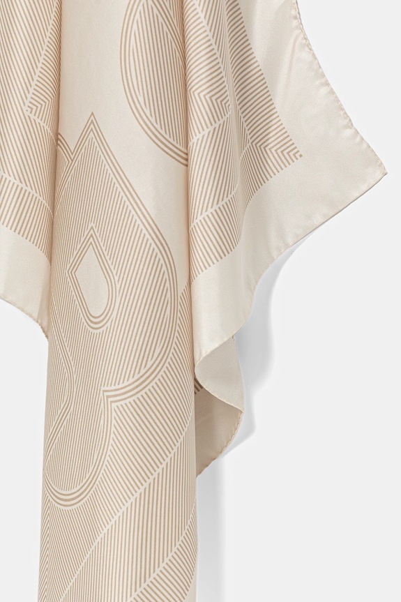 BOSS chusta damska jedwabna Lainy 50536118 beżowy SS26