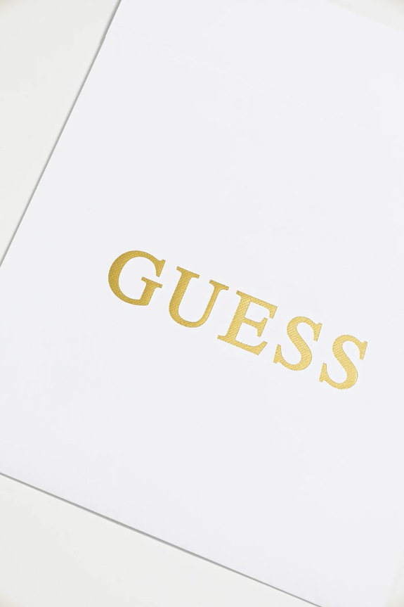 Šátek Guess černá AW5295.SIL12
