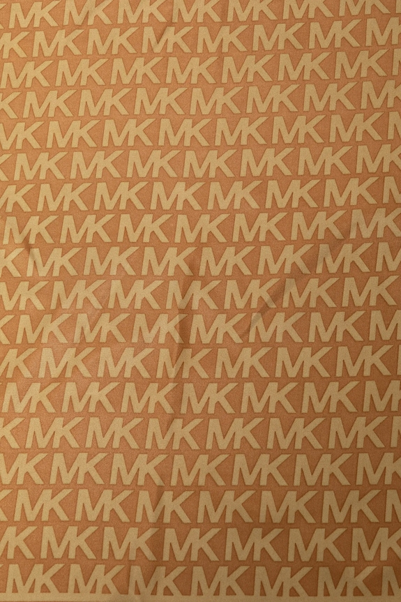 MICHAEL Michael Kors selyem kendő 540219 barna SS25