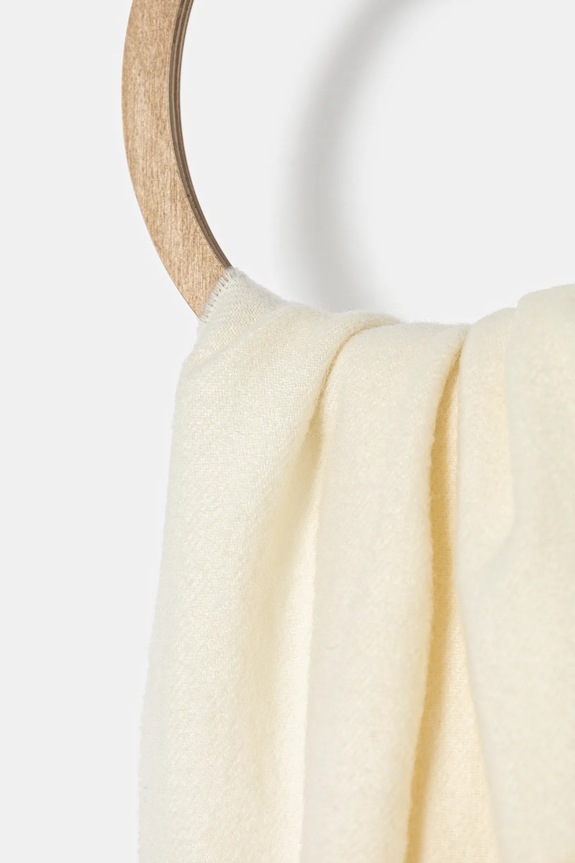 Maison Kitsuné eșarfă de lână Bold Fox Head MM06201BT3004 bej SS25