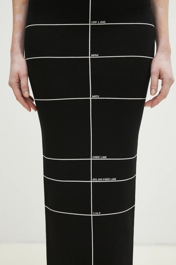 Sukňa VETEMENTS Knitted Maxi čierna WA66KN120X