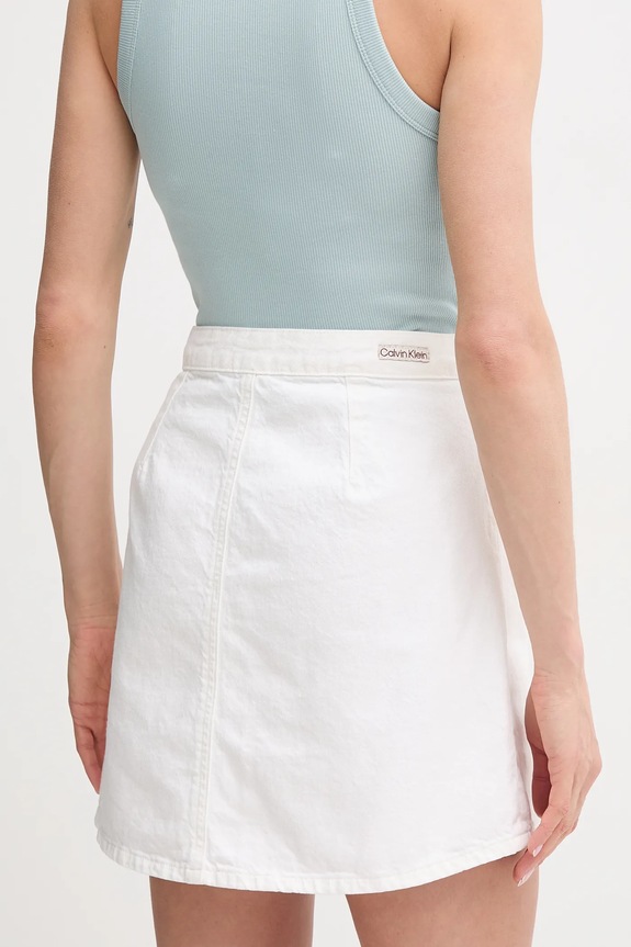 Ruházat Calvin Klein Jeans farmer szoknya J20J225194 fehér