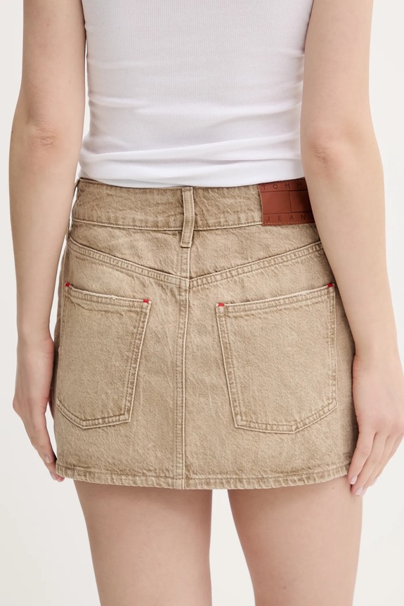 Ruházat Tommy Jeans farmer szoknya DW0DW20134 bézs