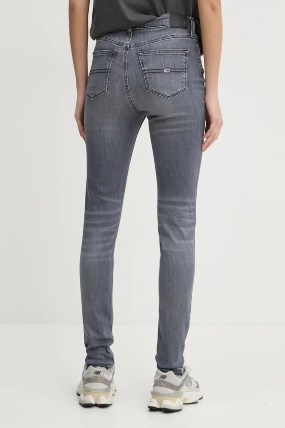 Odzież Tommy Jeans jeansy DW0DW19557 szary