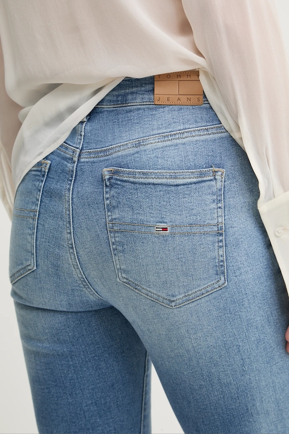 Tommy Jeans jeansy niebieski DW0DW20218