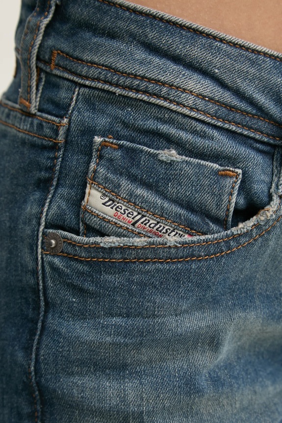 Kavbojke Diesel 1969 D-EBBEY L.32 TROUSERS rjava A11003.0BMBT