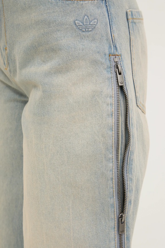 Τζιν παντελόνι adidas Originals DENIM ZIP PANT JX9210