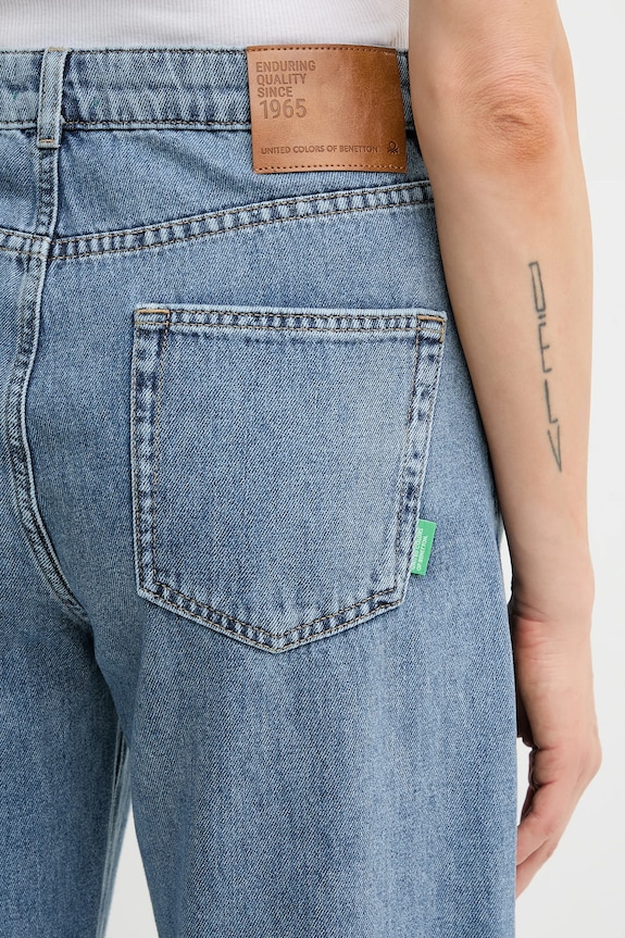 United Colors of Benetton jeansy niebieski 43UNDE02B