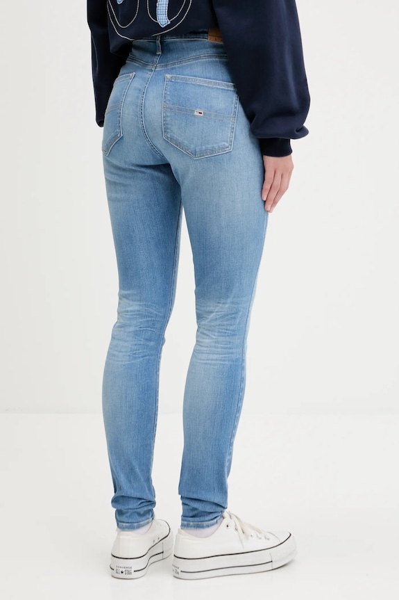 Oblečenie Rifle Tommy Jeans DW0DW20028 modrá