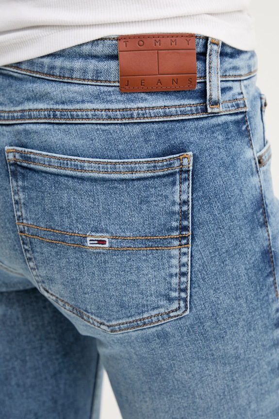 Kavbojke Tommy Jeans modra DW0DW20668
