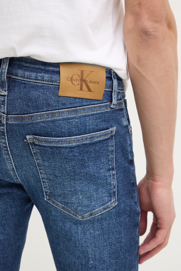 Calvin Klein Jeans jeansy niebieski J30J326525