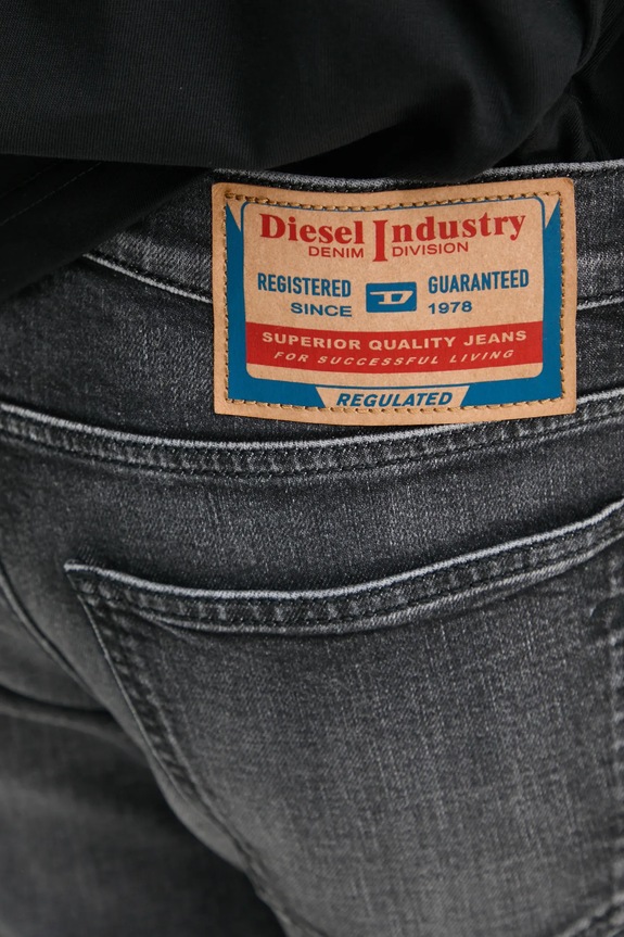 Rifle Diesel sivá A03558.09L52