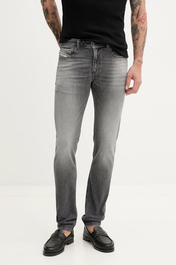 Diesel jeansy 1979 SLEENKER L.32 TROUSERS szary A03594.0BMBS