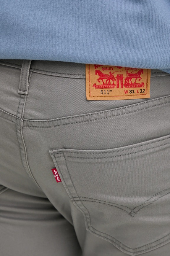 Traperice s dodatkom lana Levi's 511™ SLIM siva 04511.