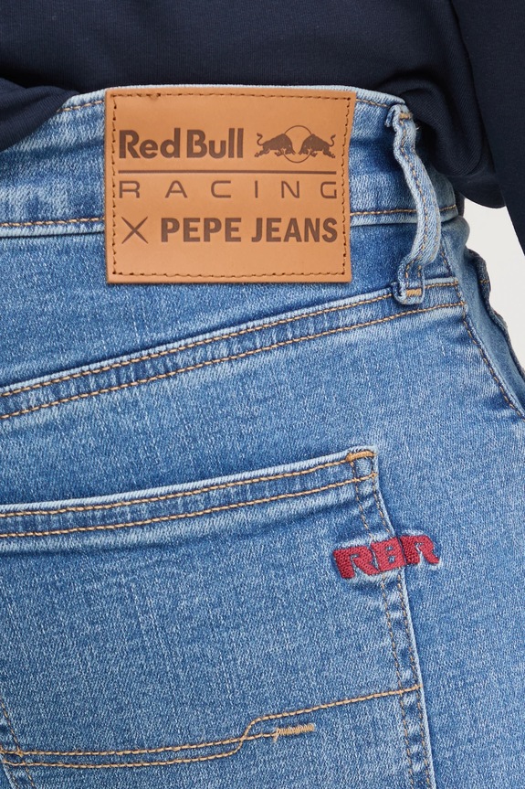 Traperice Red Bull Racing x Pepe Jeans SLIM FIT JEANS plava RM200008R18