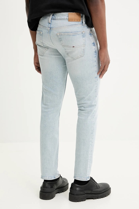 Oblačila Kavbojke Tommy Jeans DM0DM21004 modra