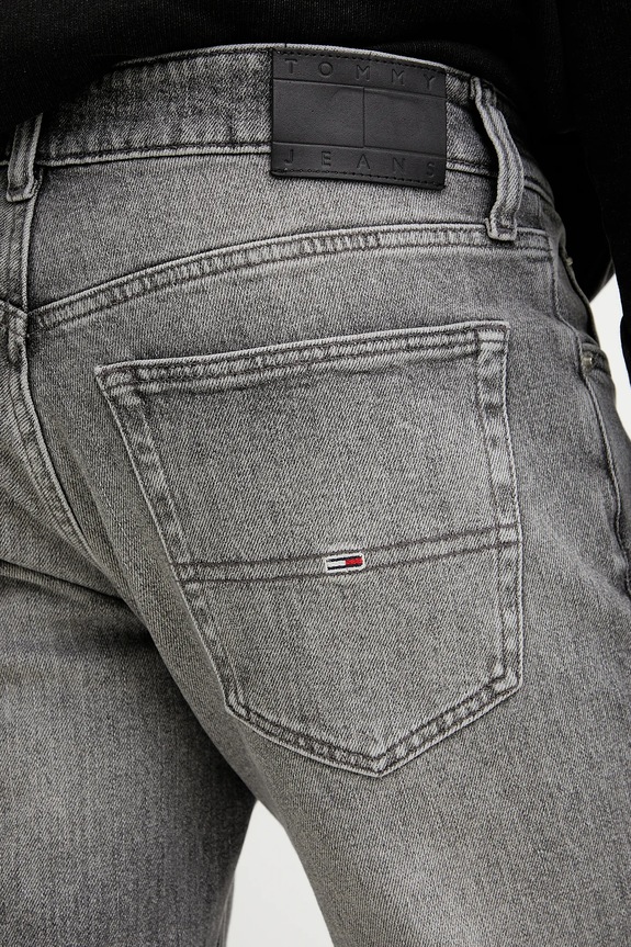 Rifle Tommy Jeans sivá DM0DM21379
