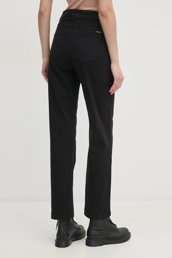 Oblečenie Nohavice Calvin Klein Jeans J20J224852 čierna