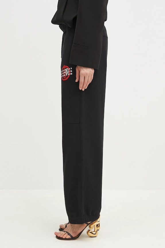 MM6 Maison Margiela pantaloni de trening din bumbac S62KB0227 negru SS25